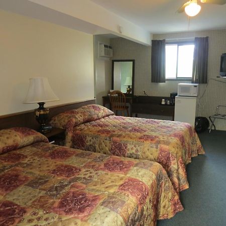הריסון הוט ספרינגס Harrison Village Motel מראה חיצוני תמונה