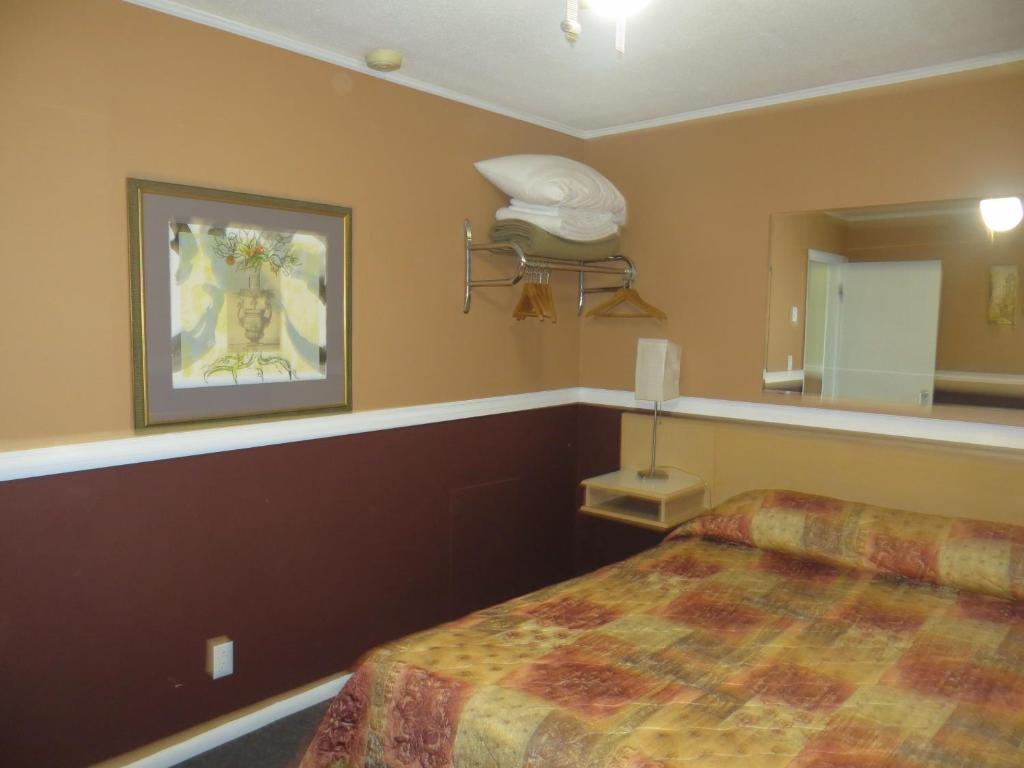 הריסון הוט ספרינגס Harrison Village Motel חדר תמונה