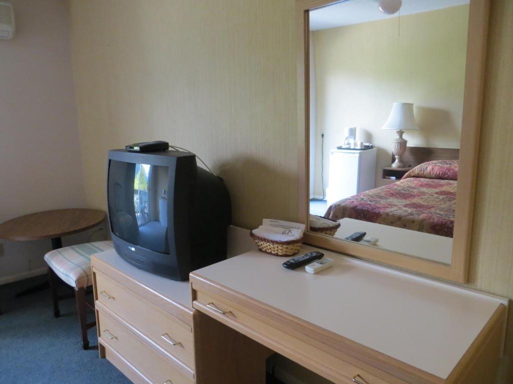 הריסון הוט ספרינגס Harrison Village Motel חדר תמונה