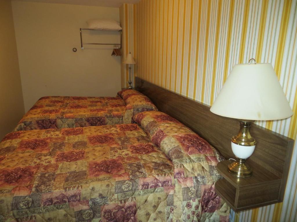 הריסון הוט ספרינגס Harrison Village Motel חדר תמונה